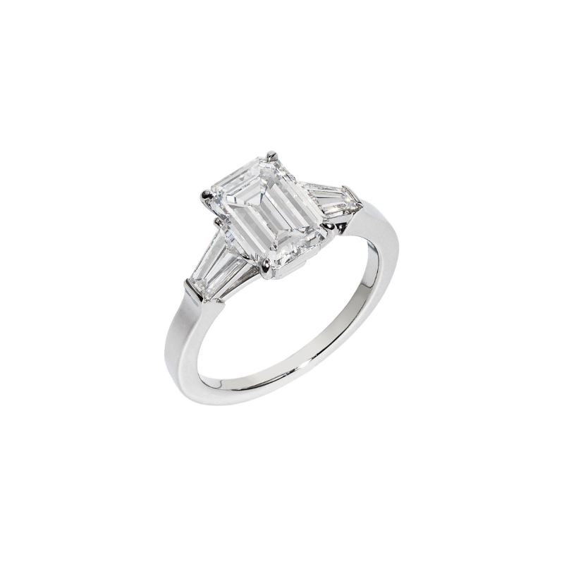 Emerald Cut Diamond Engagement Ring - Jahan Jewellery