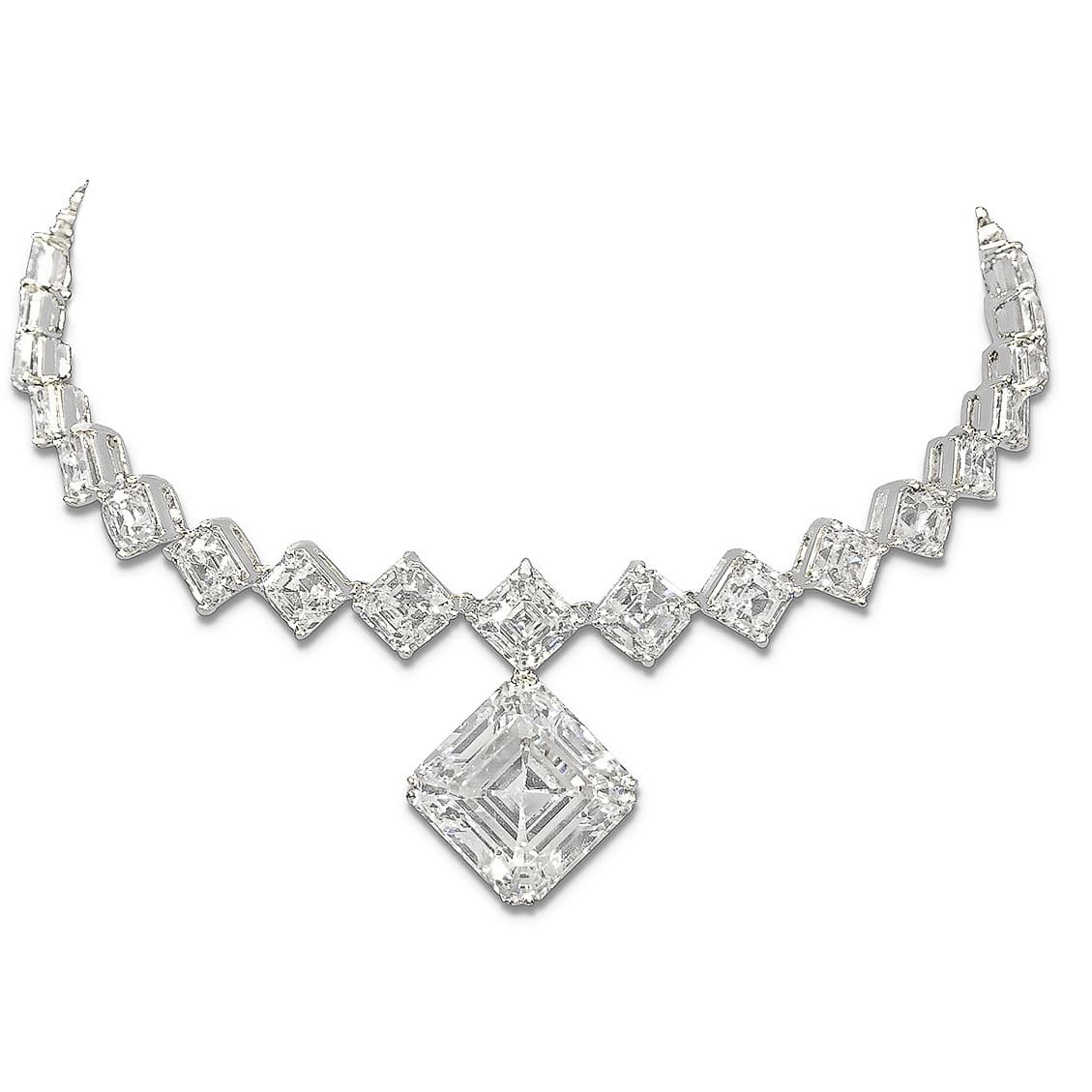 Important Dia Necklace 3022578 SQC Cropped(1)