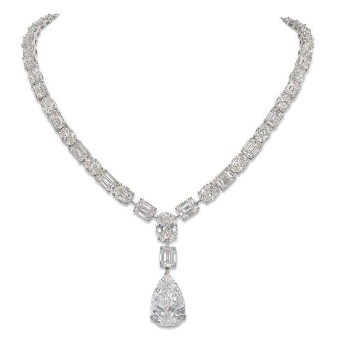 Important Diamond Necklace 3025414 PES i 2 Cropped(1)