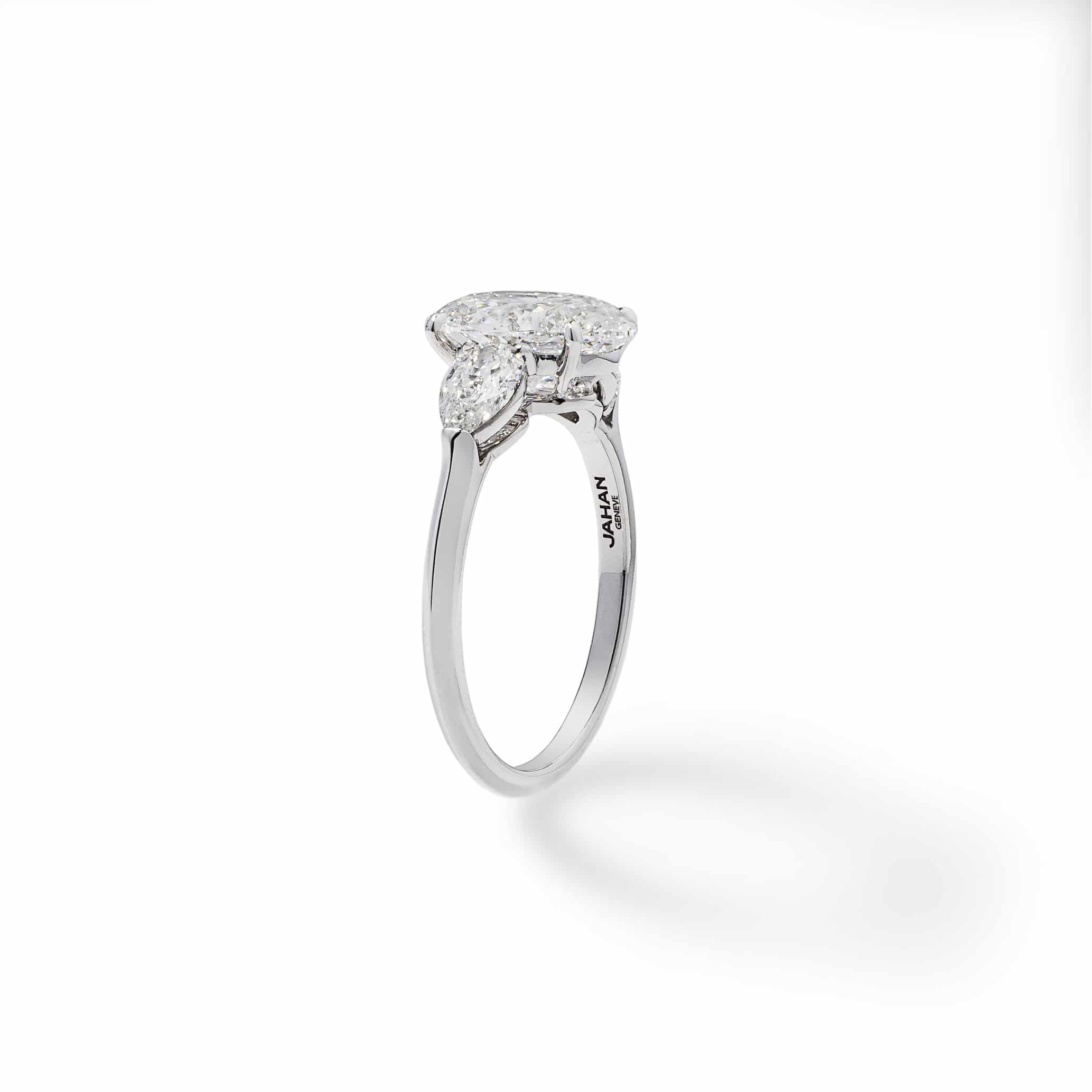 Diamond Ring 3029060 OVL iii